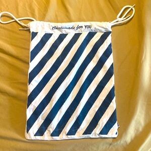 Vans dust bag say customized for you